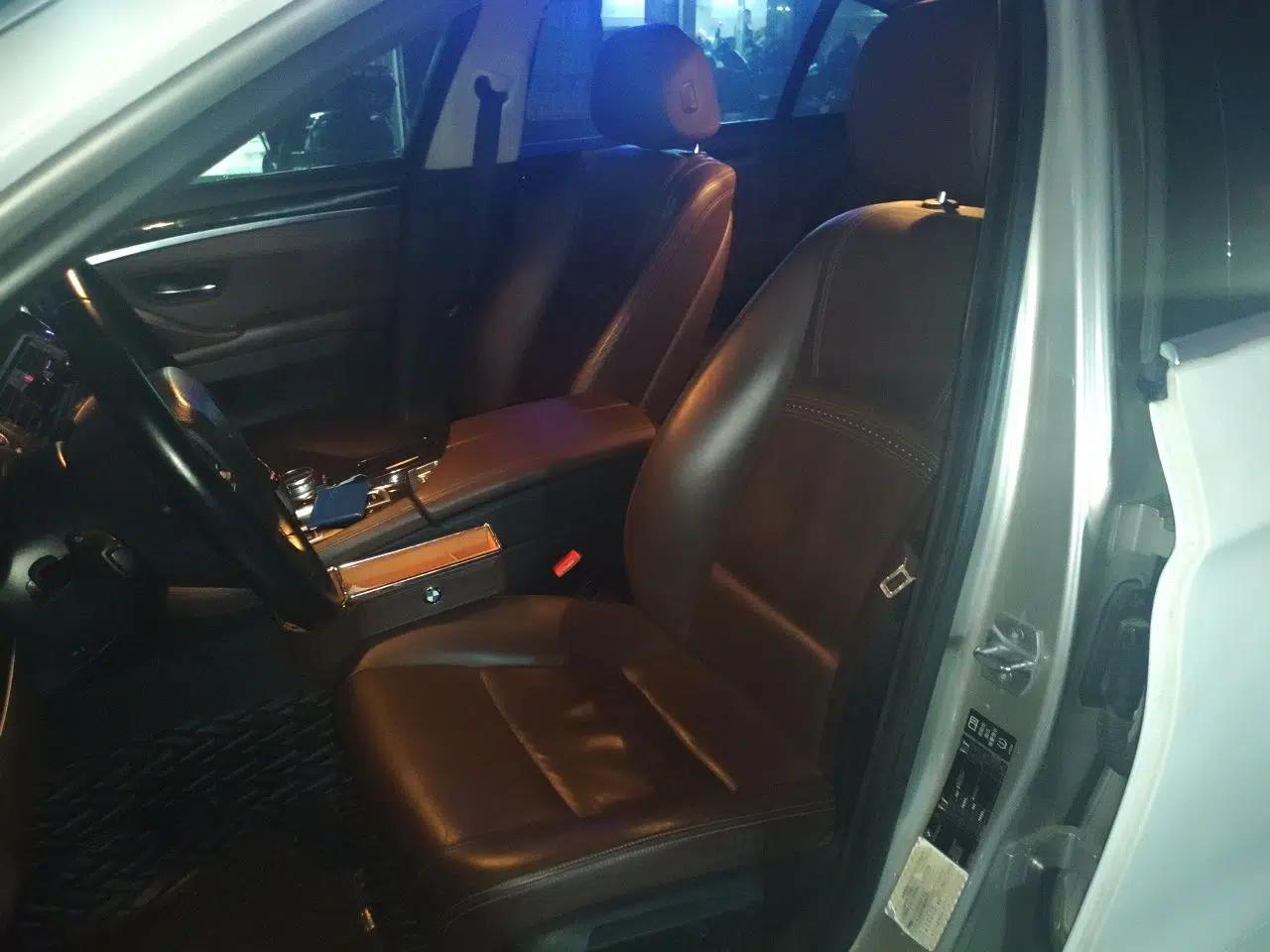 BMW 5 Series 2014 525Li Luxury Design Package — миниатюра 15