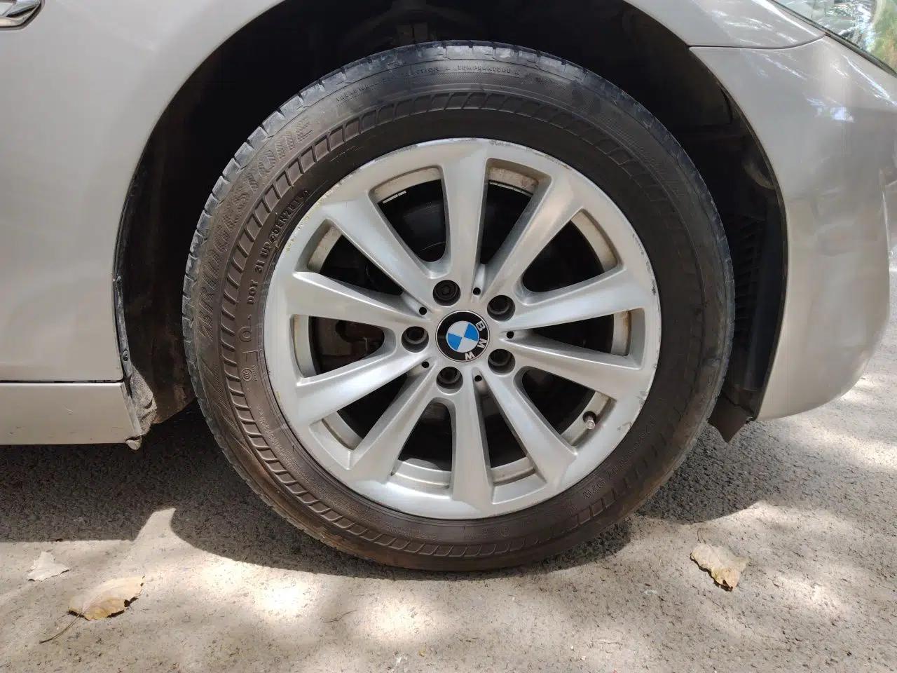 BMW 5 Series 2013 525Li Leading Model — миниатюра 8