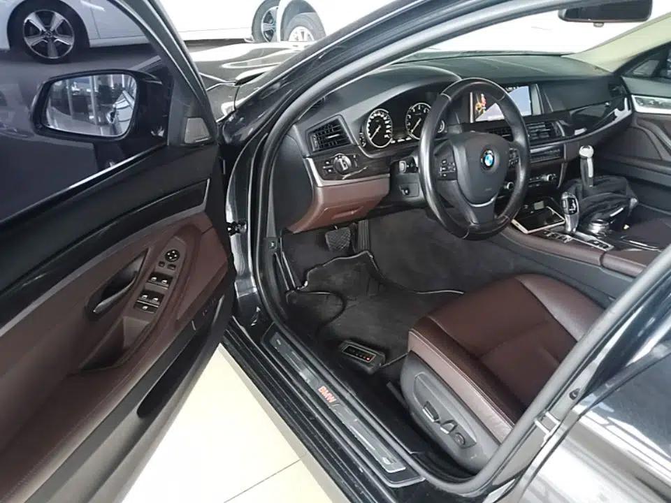 BMW 5 Series 2017 525Li Luxury Design Package — миниатюра 24