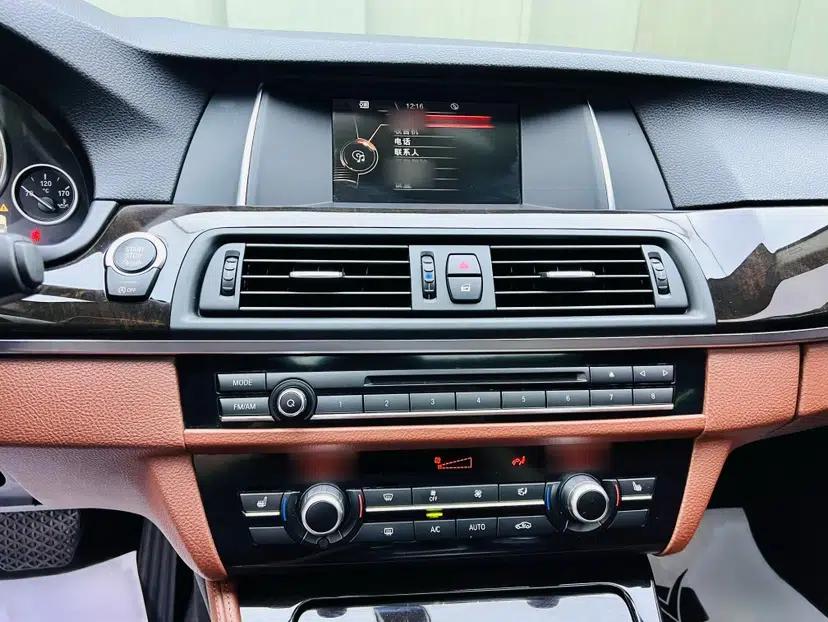 BMW 5 Series 2017 525Li Leading Model — миниатюра 11