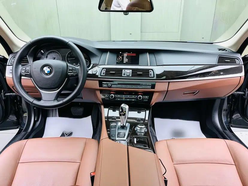 BMW 5 Series 2017 525Li Leading Model — миниатюра 13