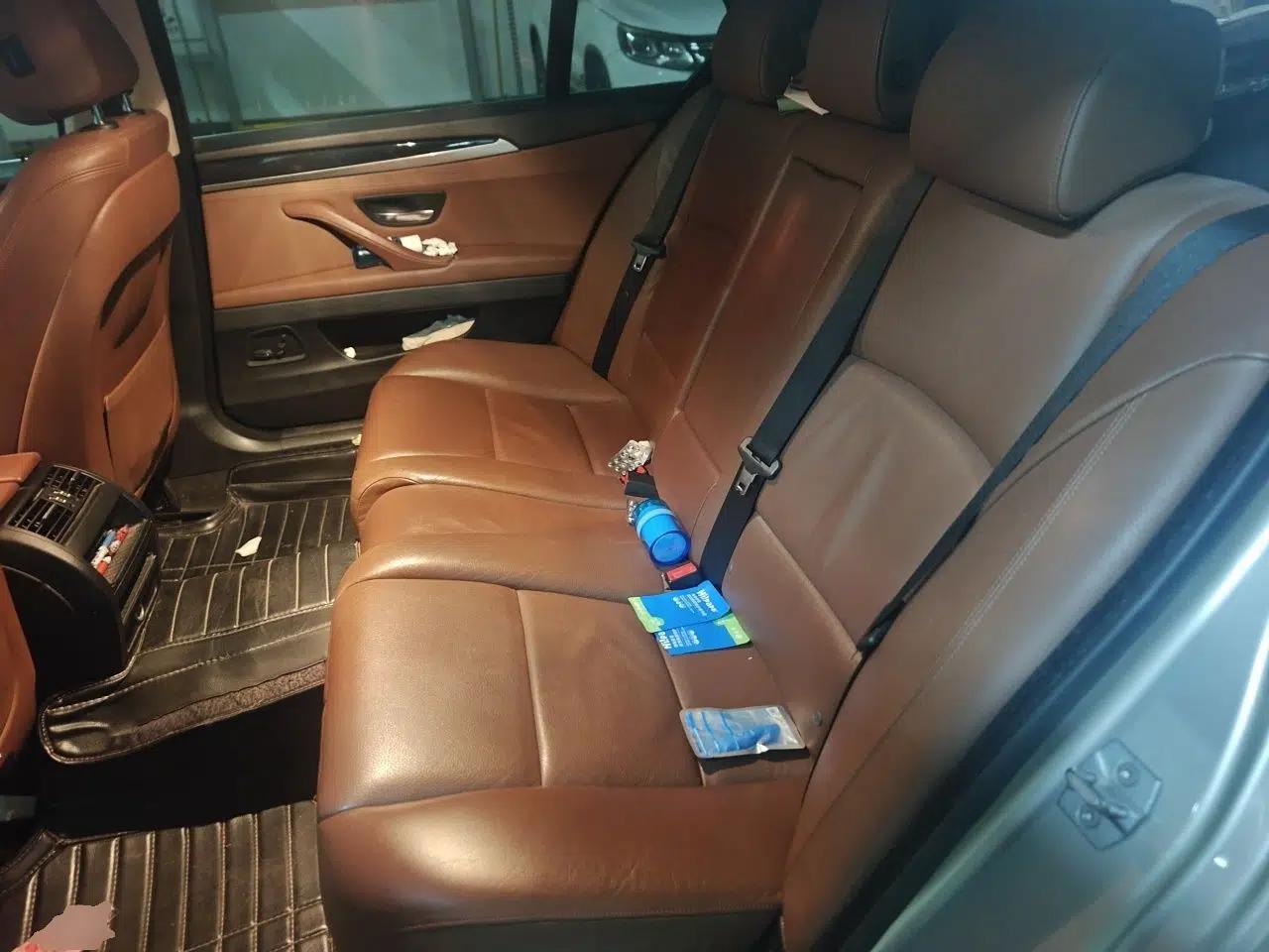 BMW 5 Series 2017 520Li Elegant Edition — миниатюра 17