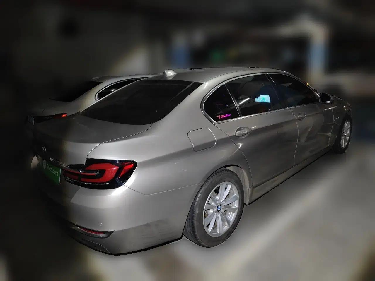 BMW 5 Series 2017 520Li Elegant Edition — миниатюра 6