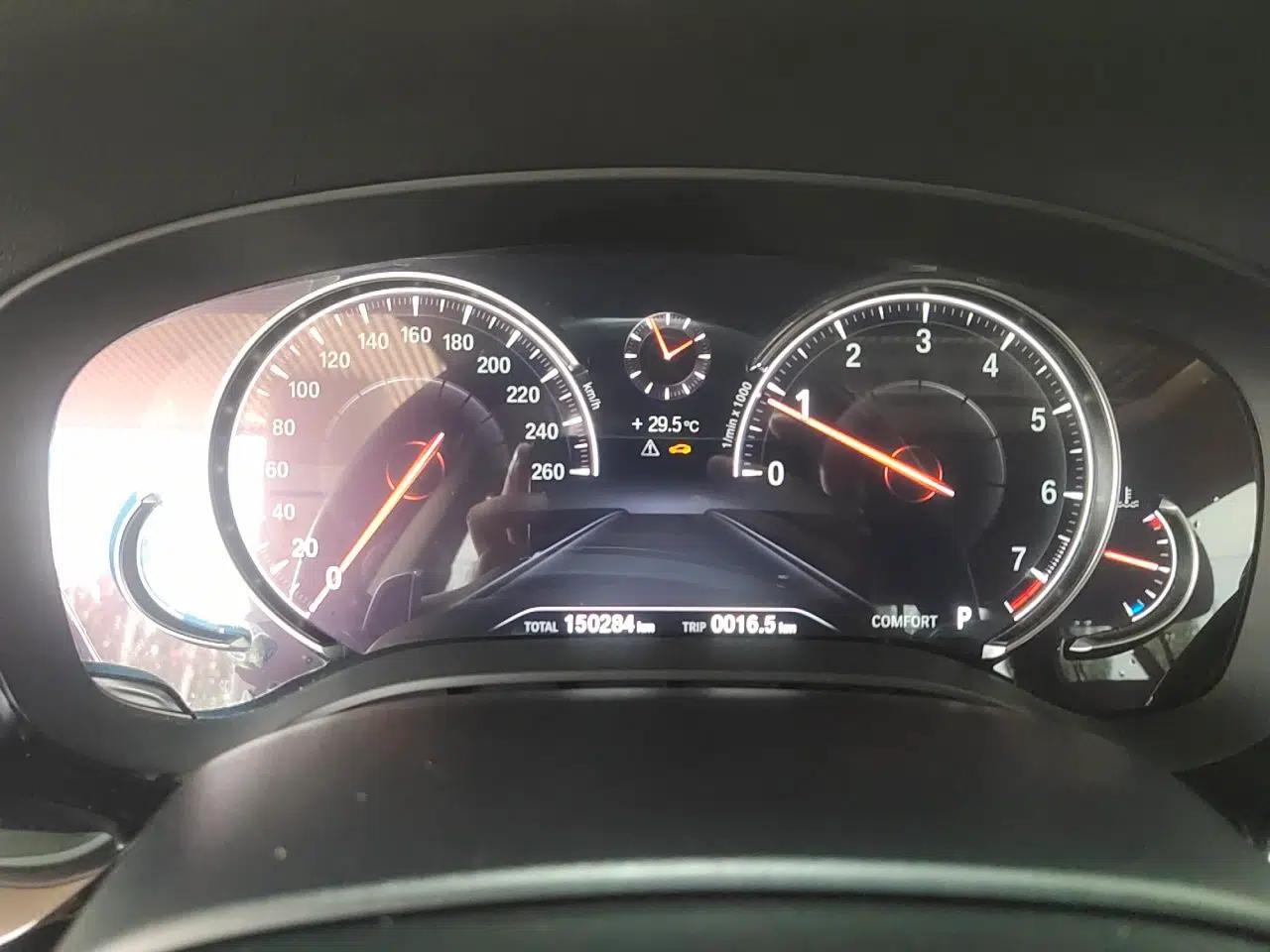 BMW 5 Series 2018 530Li xDrive Luxury Package — миниатюра 11