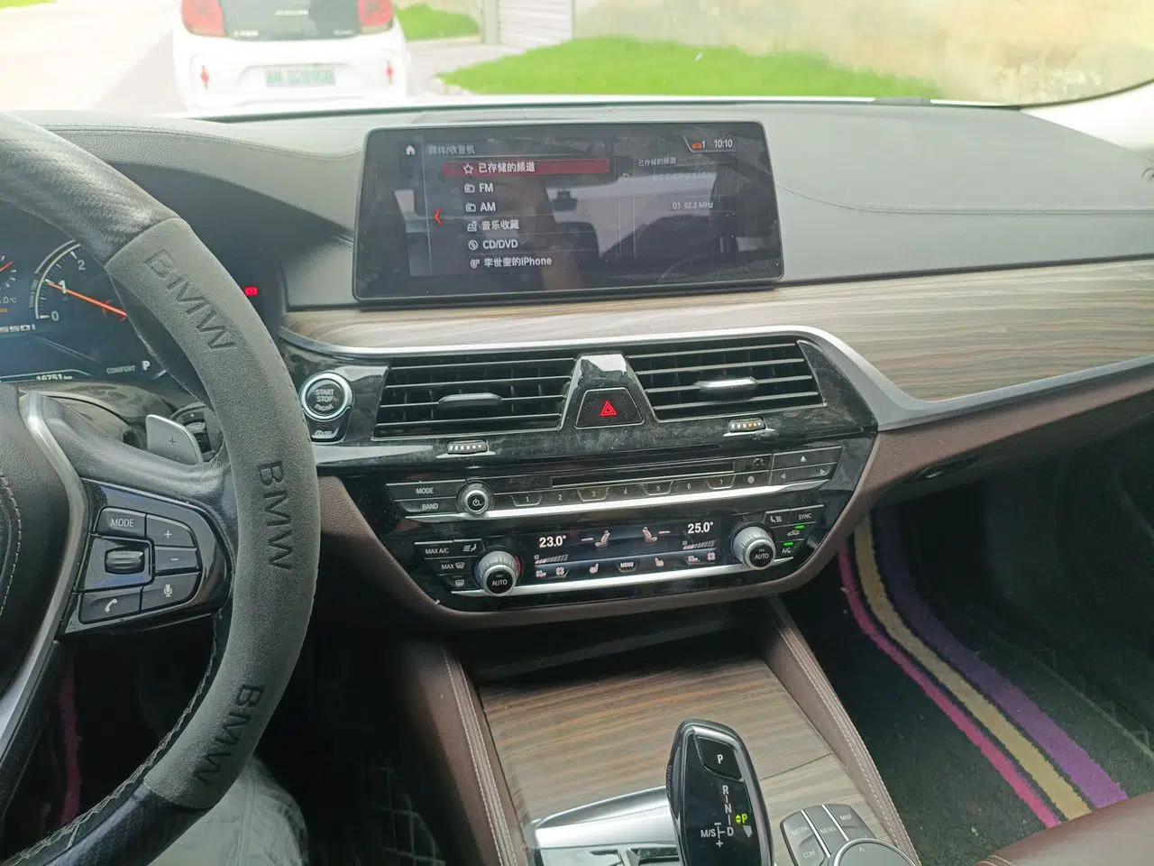BMW 5 Series 2018 530Li Luxury Edition Premium Package — миниатюра 13