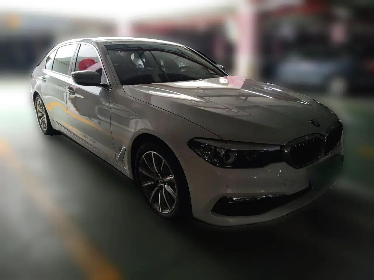 BMW 5 Series 2018 528Li Launch Special Edition — миниатюра 3