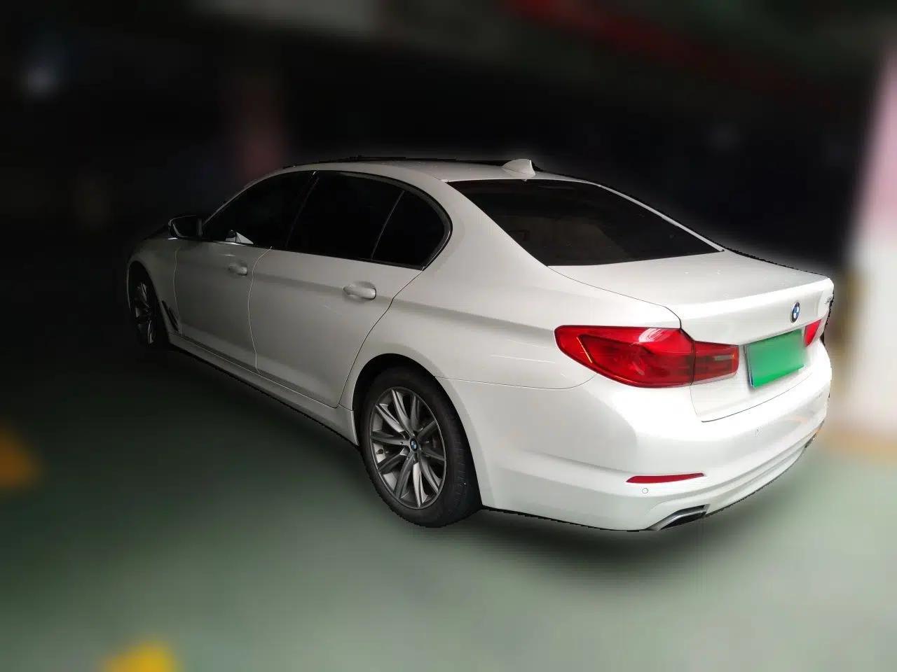 BMW 5 Series 2018 528Li Launch Special Edition — миниатюра 4
