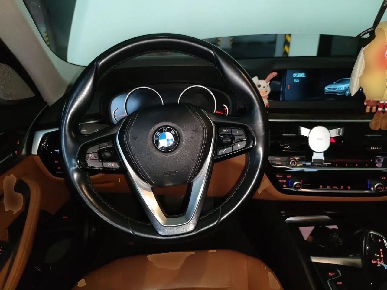 BMW 5 Series 2018 528Li Launch Special Edition — миниатюра 10