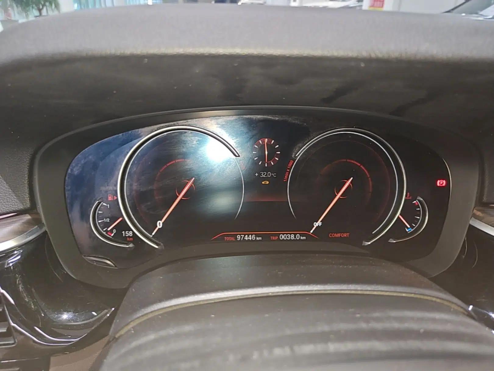 BMW 5 Series 2018 530Li Leading Edition Luxury Package — миниатюра 14