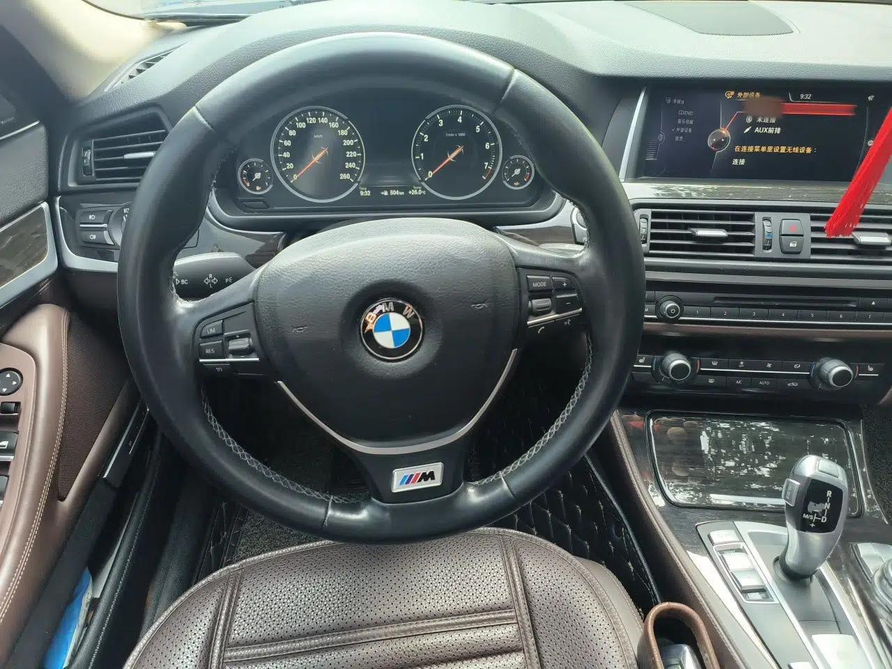 BMW 5 Series 2017 525Li Luxury Design Package — миниатюра 10