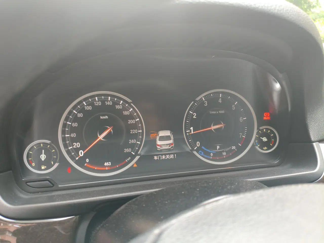 BMW 5 Series 2014 525Li Leading Model — миниатюра 11