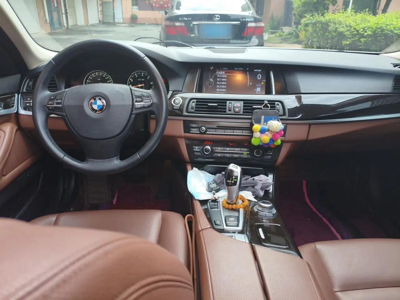 BMW 5 Series 2014 525Li Leading Model — миниатюра 9