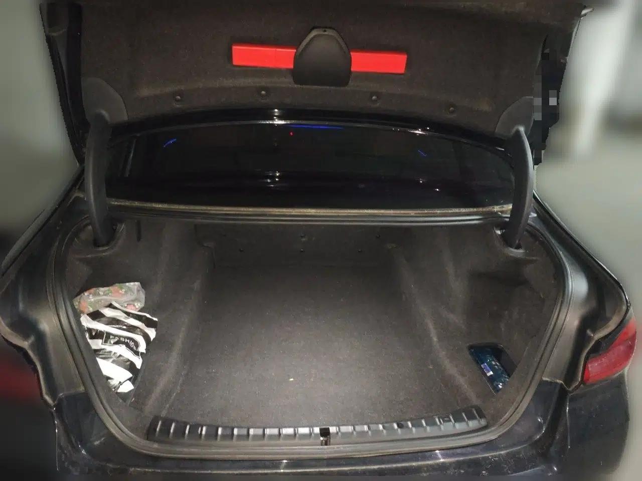 BMW 5 Series 2021 525Li M Sport Package — миниатюра 19