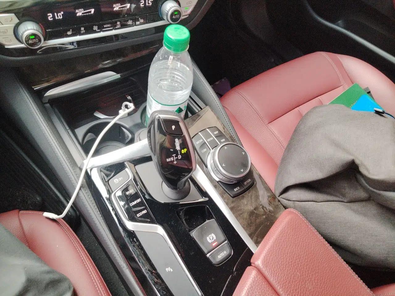 BMW 5 Series 2018 Restyled 530Li Leading Edition M Sport Package — миниатюра 14