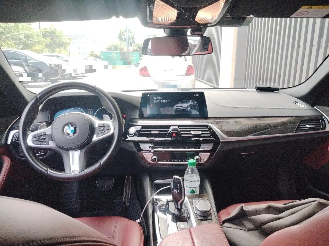 BMW 5 Series 2018 Restyled 530Li Leading Edition M Sport Package — миниатюра 9