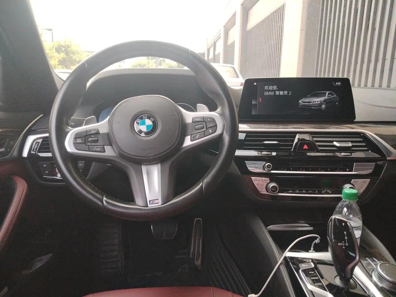 BMW 5 Series 2018 Restyled 530Li Leading Edition M Sport Package — миниатюра 10