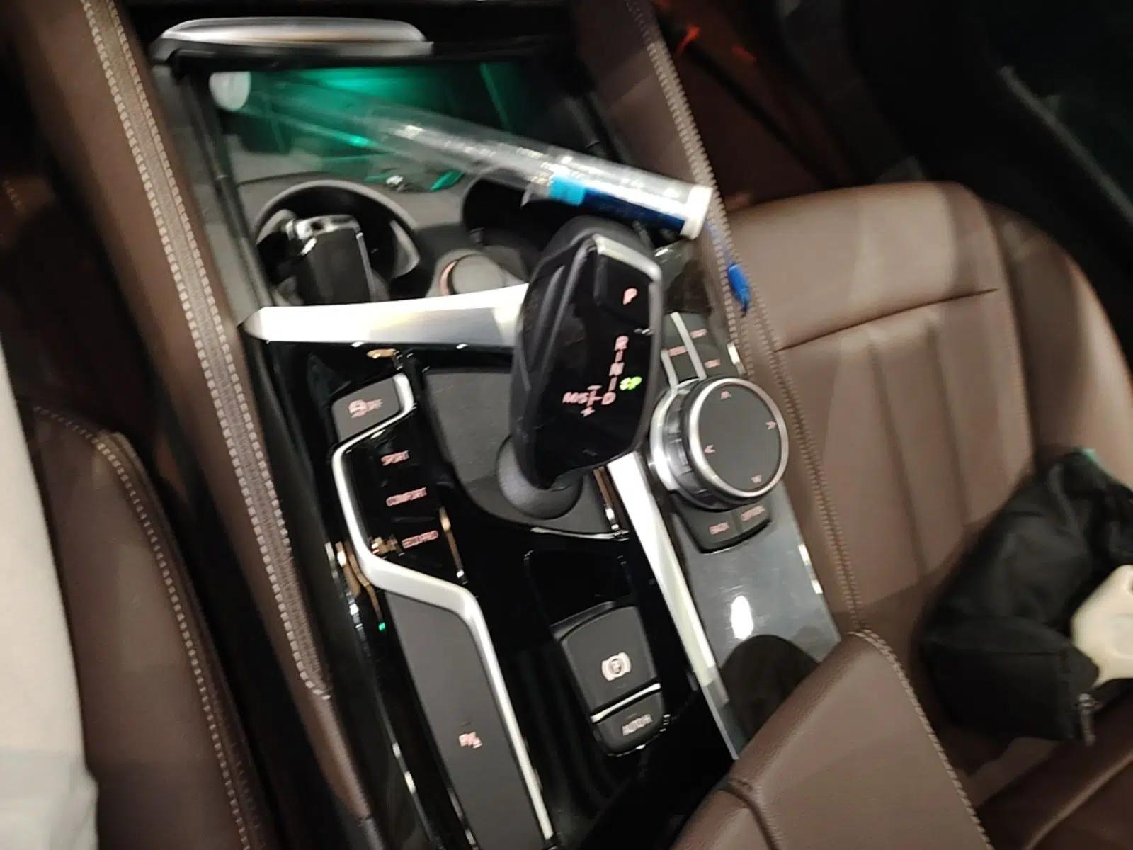 BMW 5 Series 2020 525Li M Sport Package — миниатюра 22