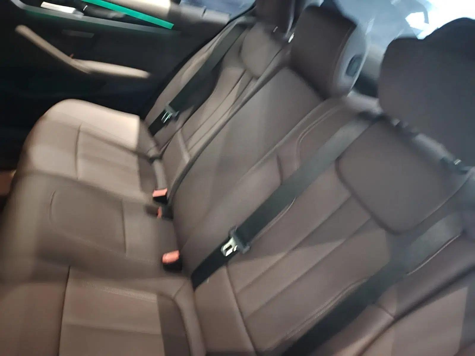BMW 5 Series 2020 525Li M Sport Package — миниатюра 26