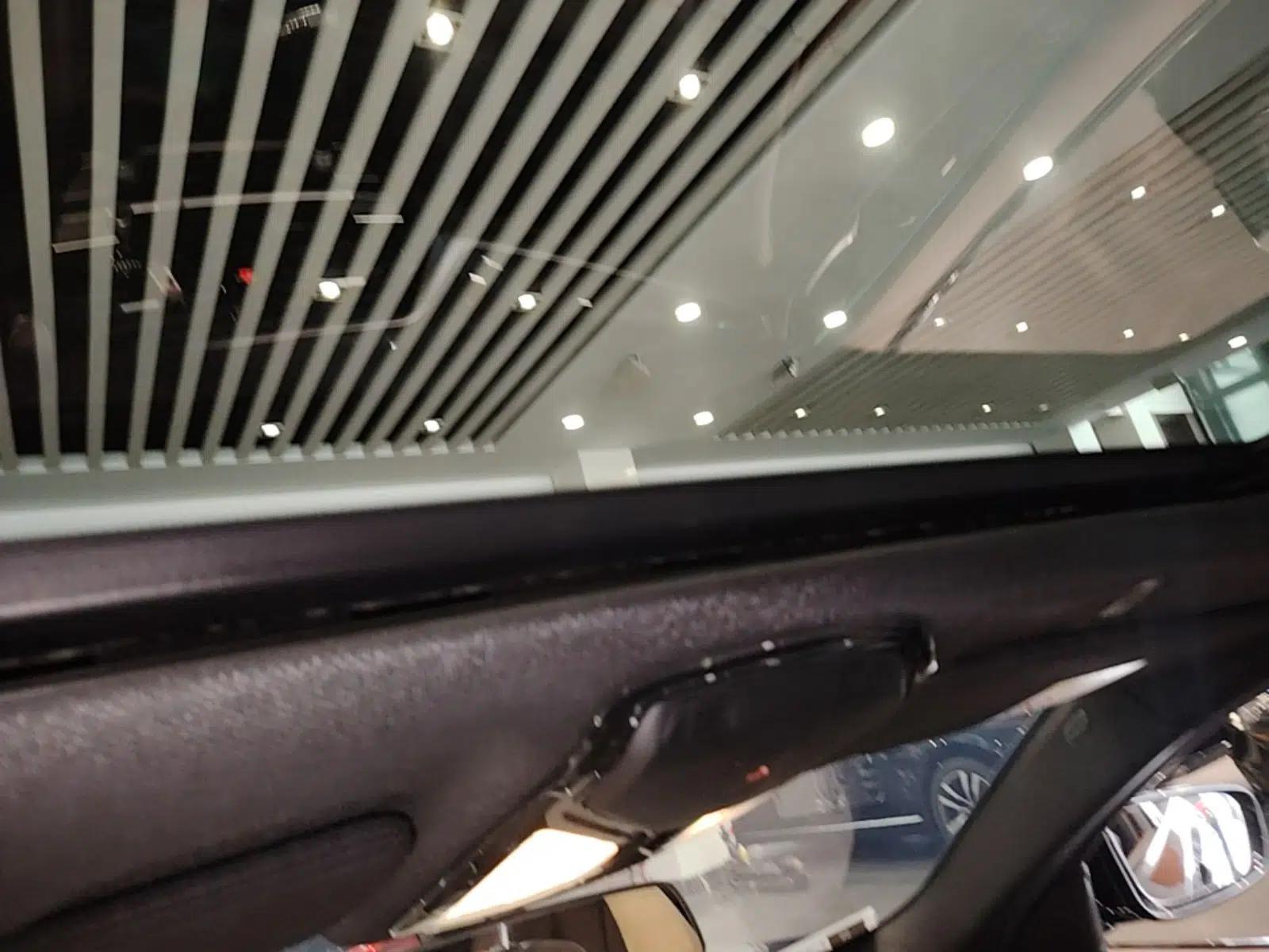 BMW 5 Series 2020 525Li M Sport Package — миниатюра 27