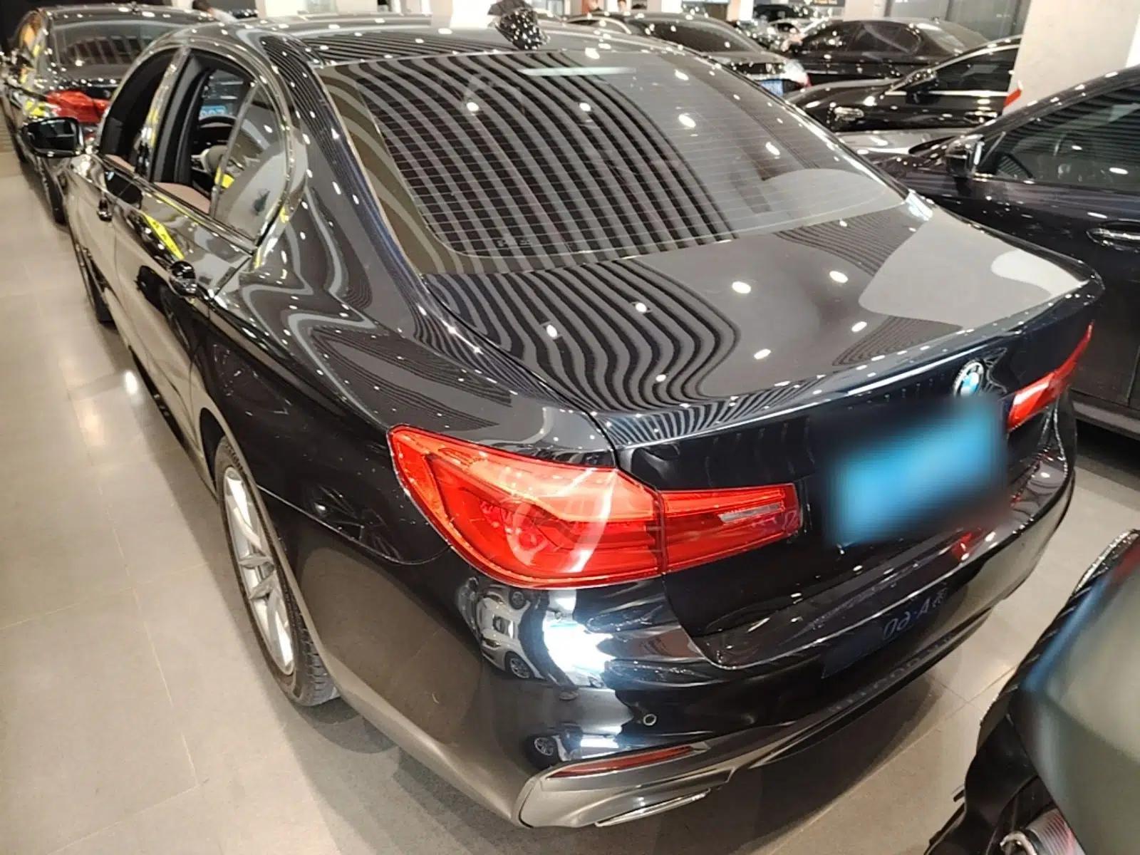 BMW 5 Series 2020 525Li M Sport Package — миниатюра 4
