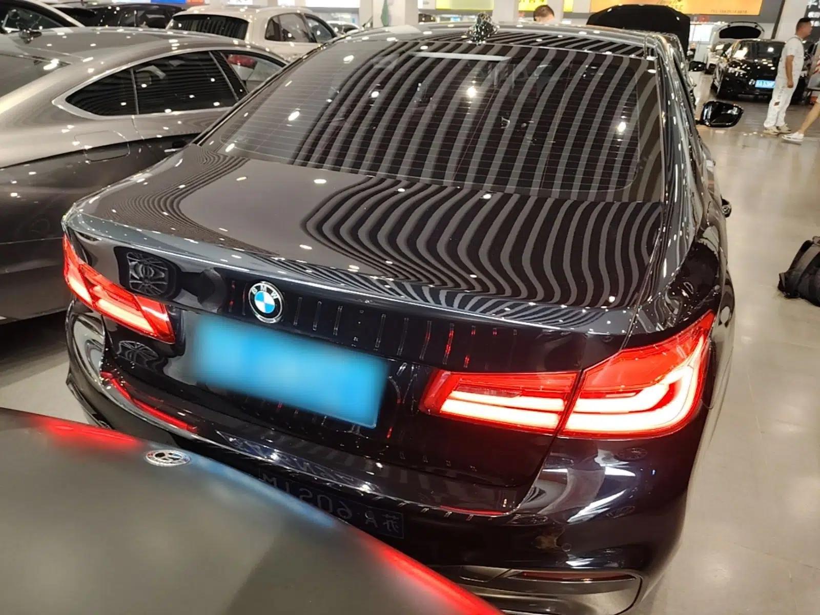 BMW 5 Series 2020 525Li M Sport Package — миниатюра 5