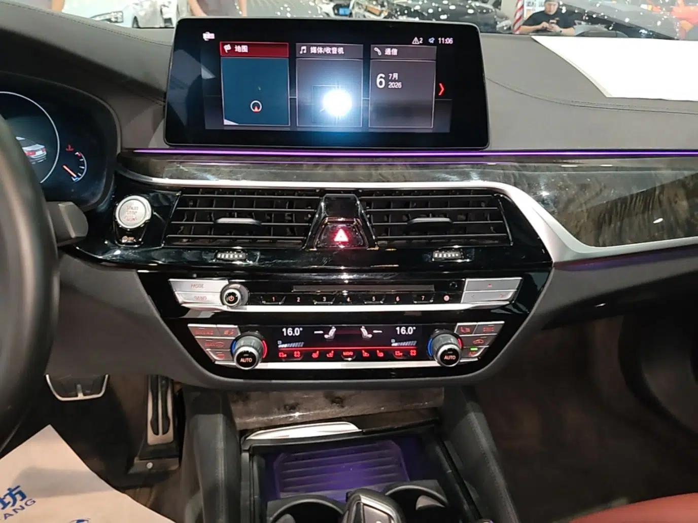 BMW 5 Series 2019 530Li Leading Model M Sport Package — миниатюра 21