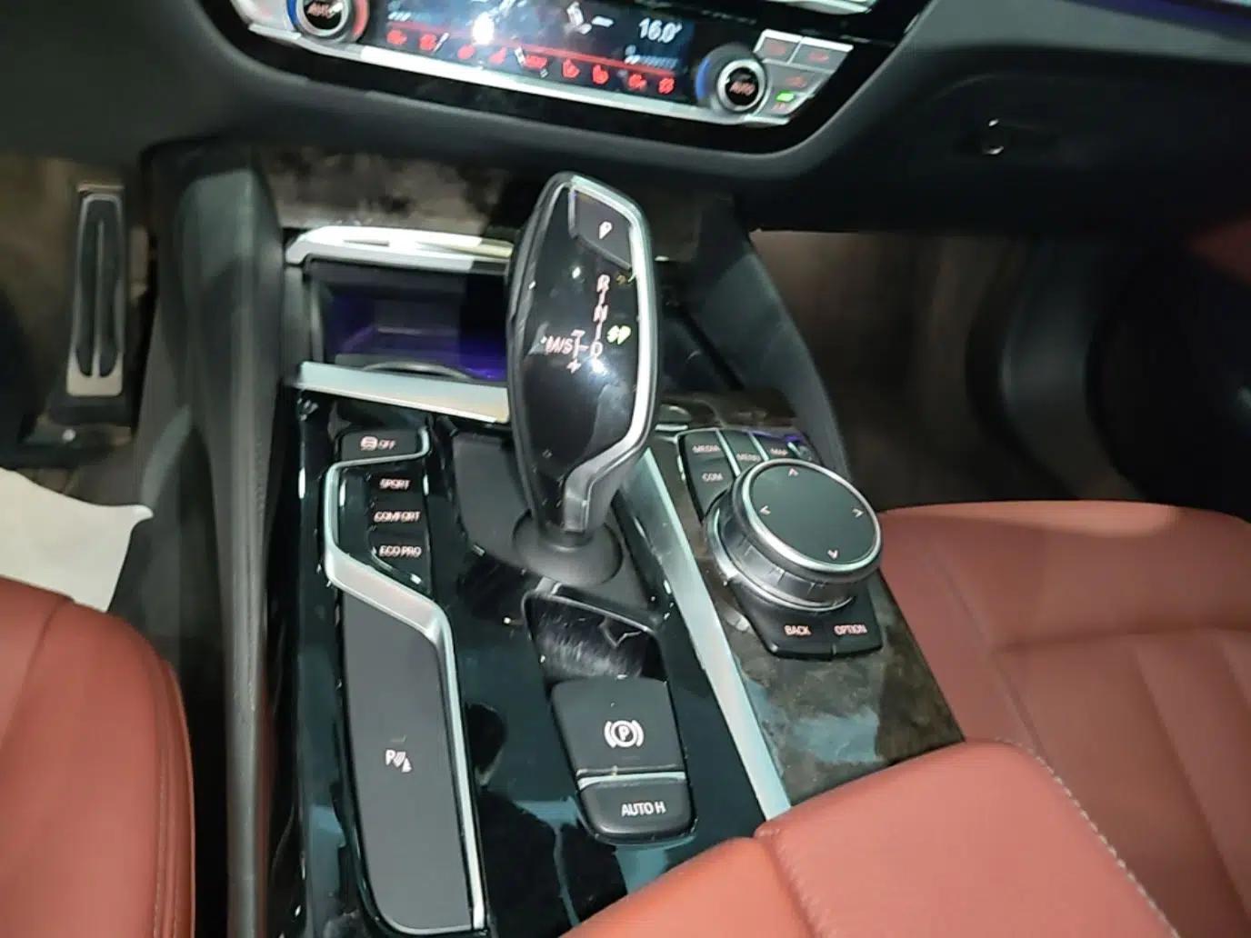 BMW 5 Series 2019 530Li Leading Model M Sport Package — миниатюра 22