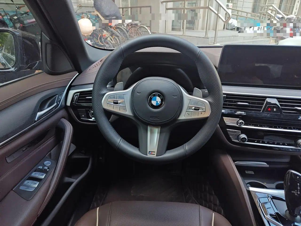 BMW 5 Series 2022 Second Facelift 530Li Leading Edition Luxury Package — миниатюра 10