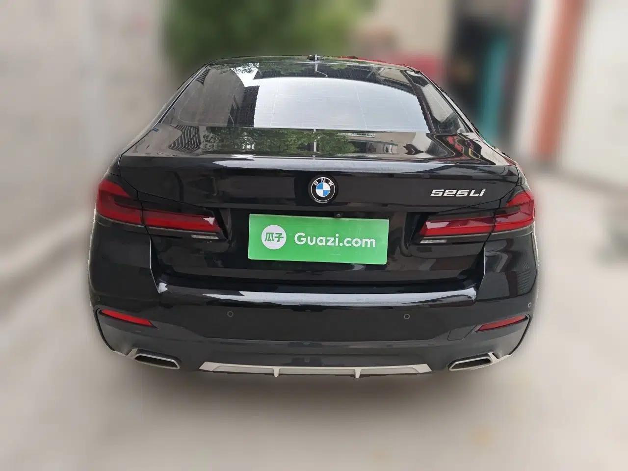 BMW 5 Series 2022 Restyled 525Li M Sport Package — миниатюра 5