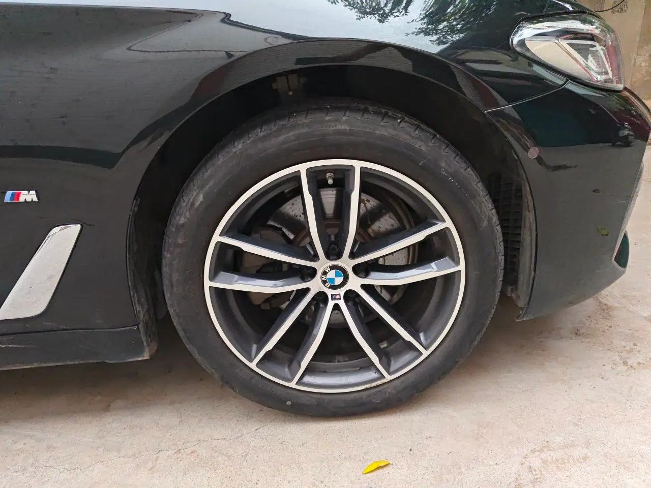 BMW 5 Series 2022 Restyled 525Li M Sport Package — миниатюра 8