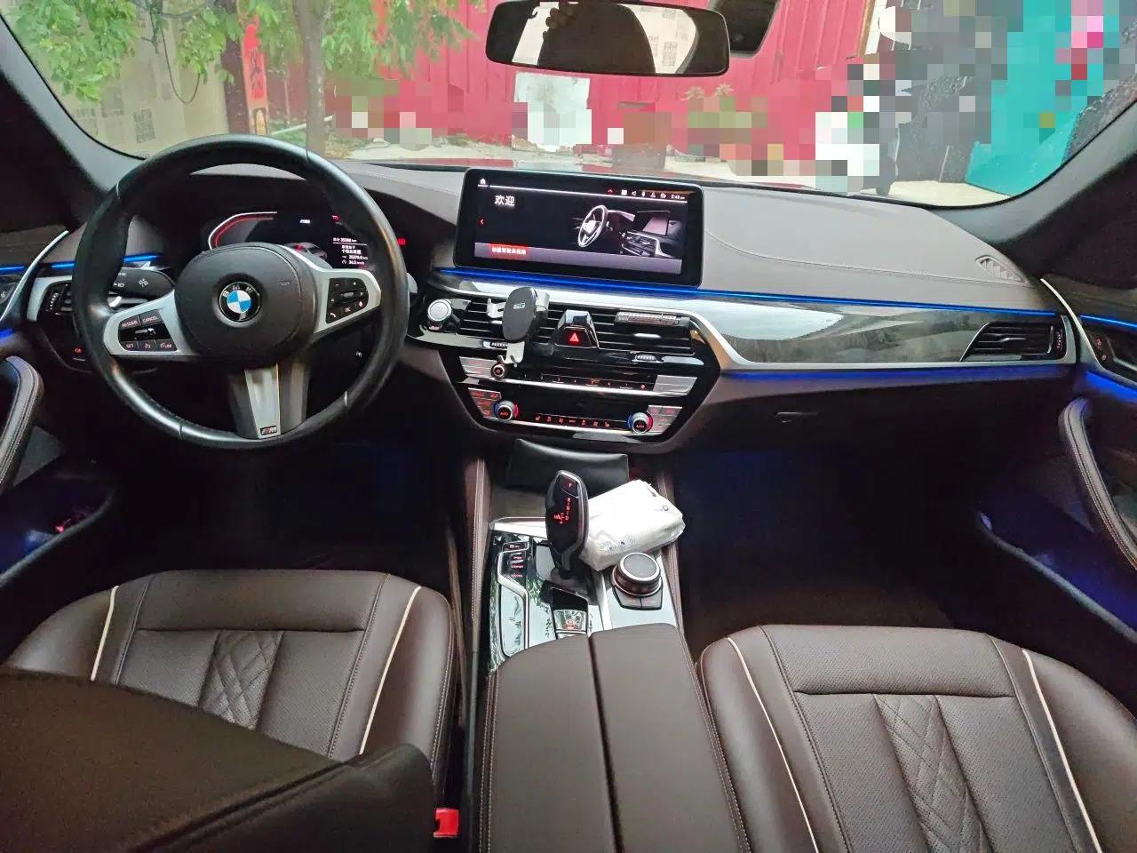 BMW 5 Series 2022 Restyled 525Li M Sport Package — миниатюра 9