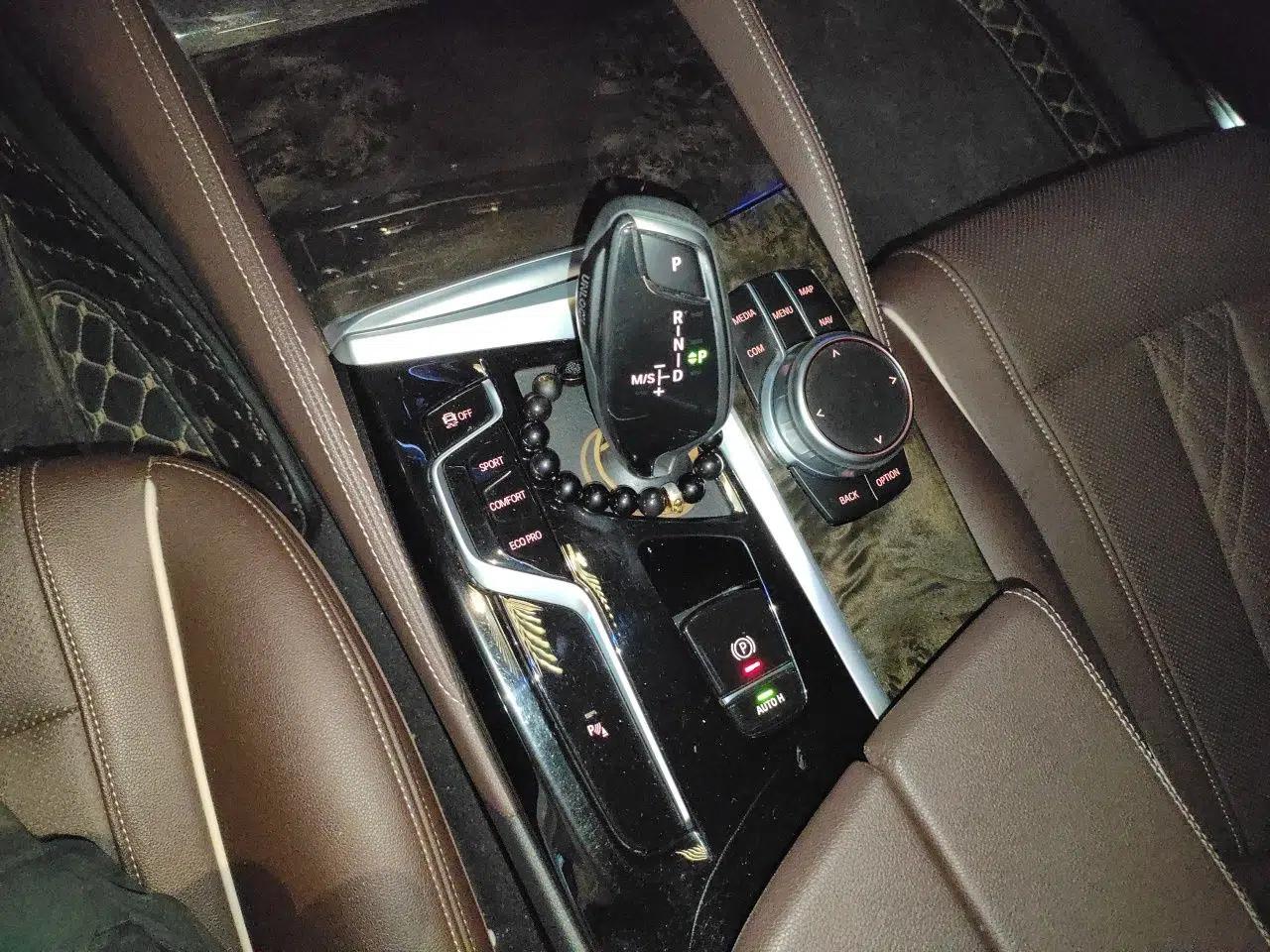 BMW 5 Series 2021 525Li M Sport Package — миниатюра 14
