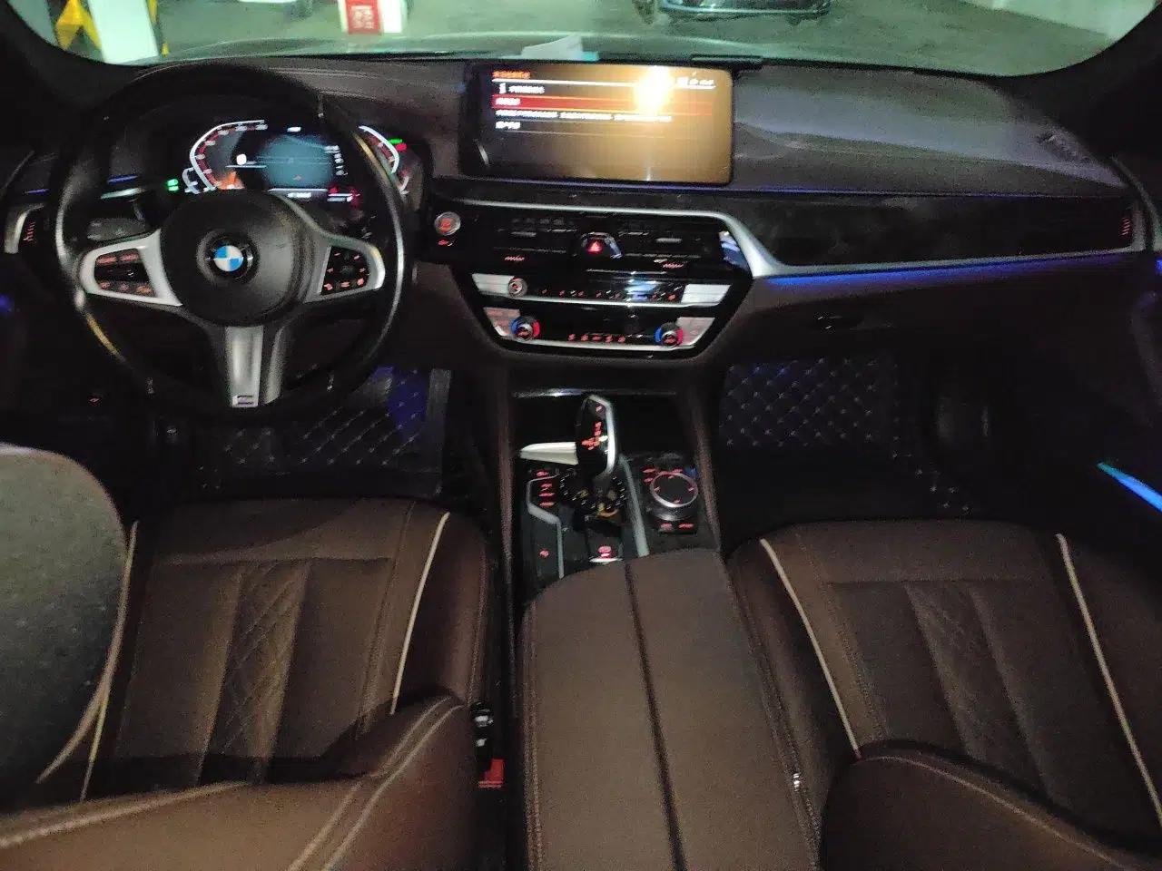 BMW 5 Series 2021 525Li M Sport Package — миниатюра 9