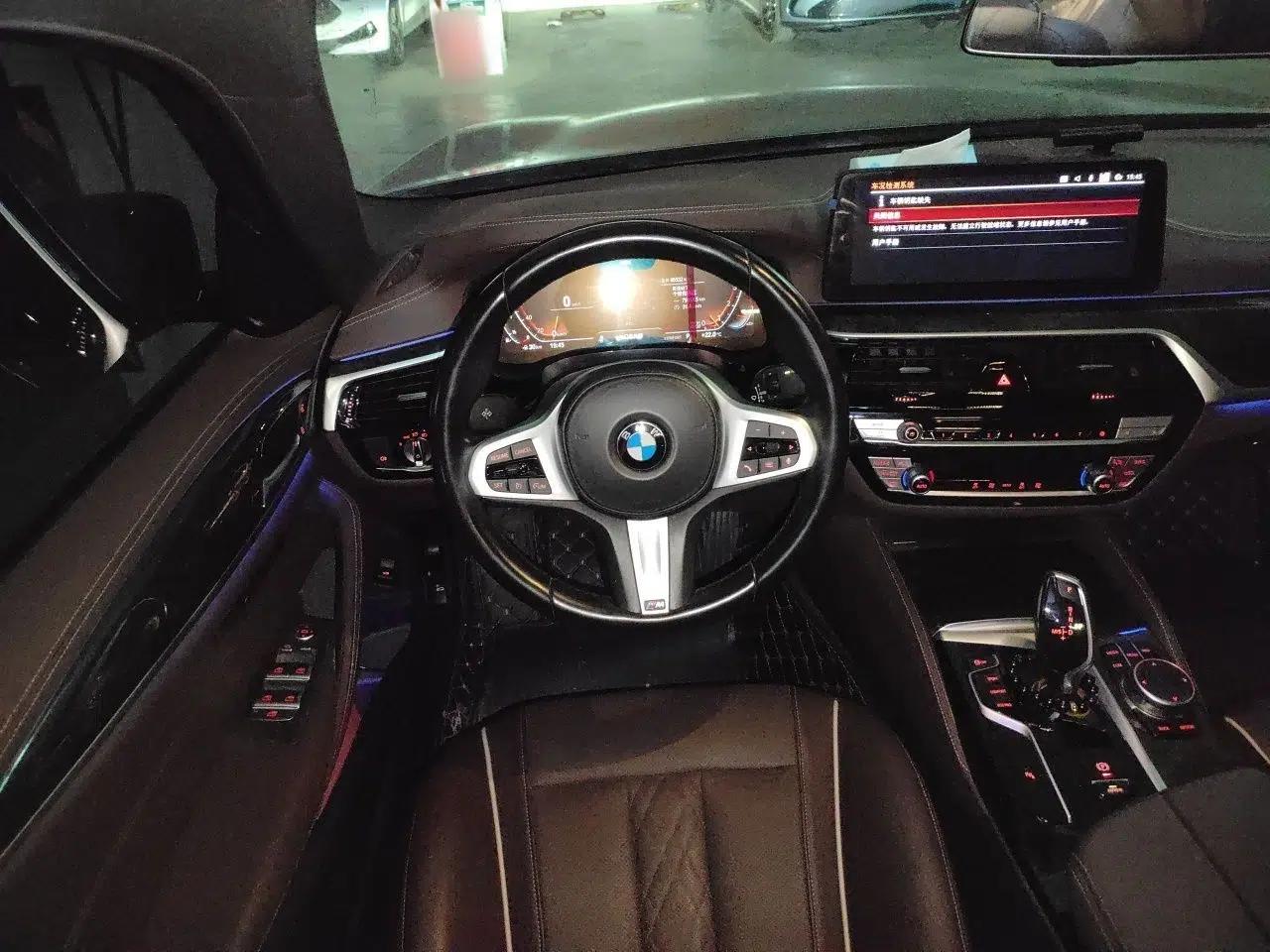 BMW 5 Series 2021 525Li M Sport Package — миниатюра 10