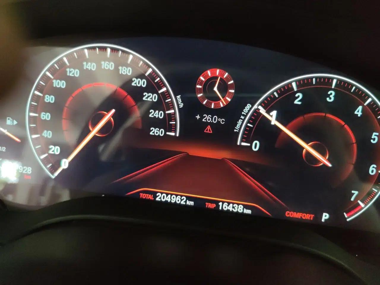 BMW 5 Series 2019 525Li Luxury Package — миниатюра 11