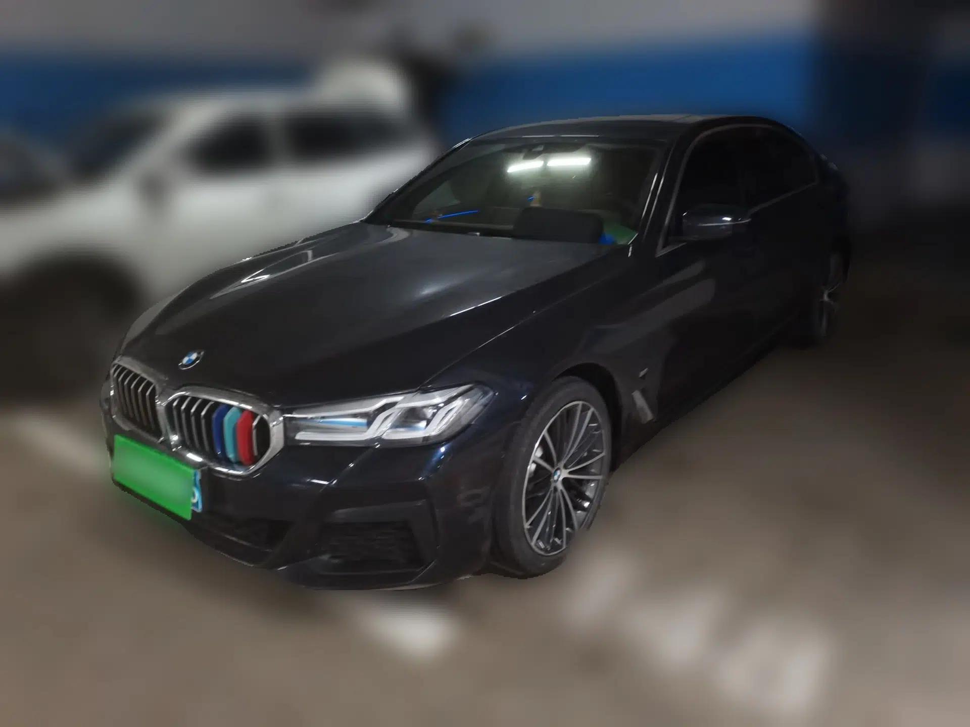 BMW 5 Series 2022 Restyled 530Li Leading Edition M Sport Package — миниатюра 1