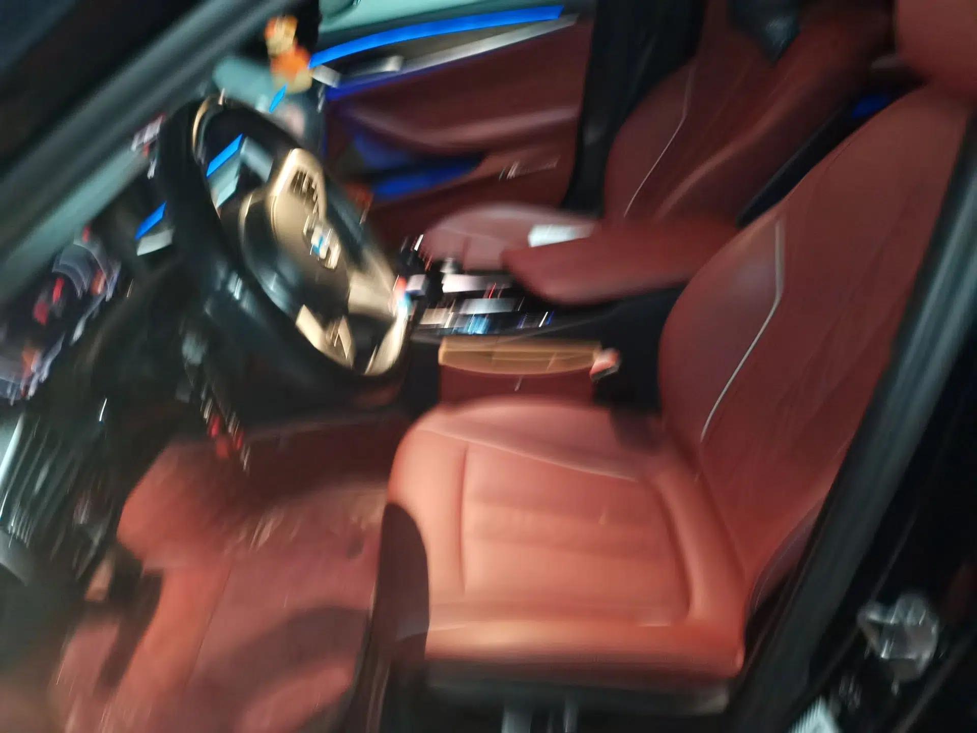 BMW 5 Series 2022 Restyled 530Li Leading Edition M Sport Package — миниатюра 15