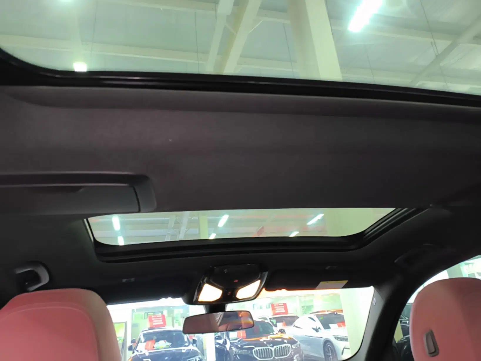 BMW 5 Series 2022 Restyled 530Li Leading Edition M Sport Package — миниатюра 21