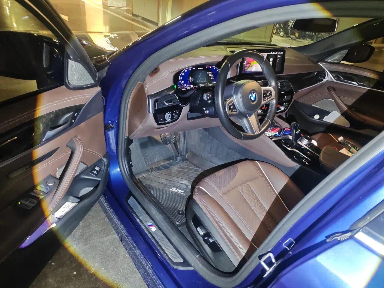 BMW 5 Series 2021 525Li M Sport Package — миниатюра 16