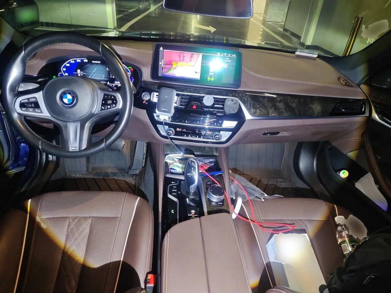 BMW 5 Series 2021 525Li M Sport Package — миниатюра 9
