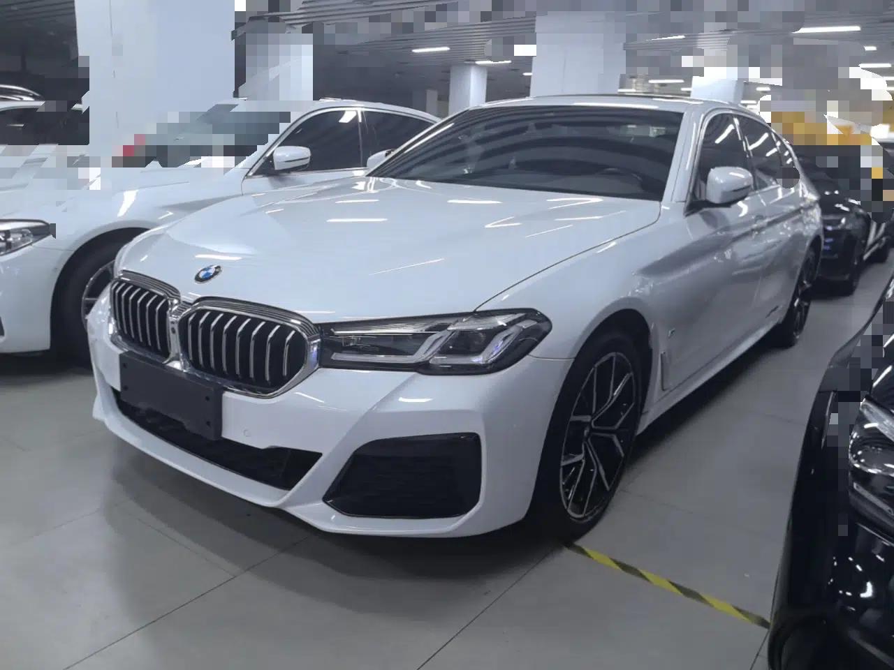 BMW 5 Series 2022 Revised Version 3 530Li Luxury Edition M Sport Package — миниатюра 1