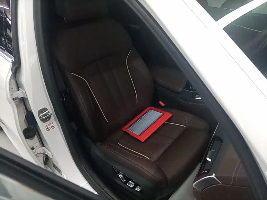 BMW 5 Series 2023 530Li Luxury Edition M Sport Package — миниатюра 19