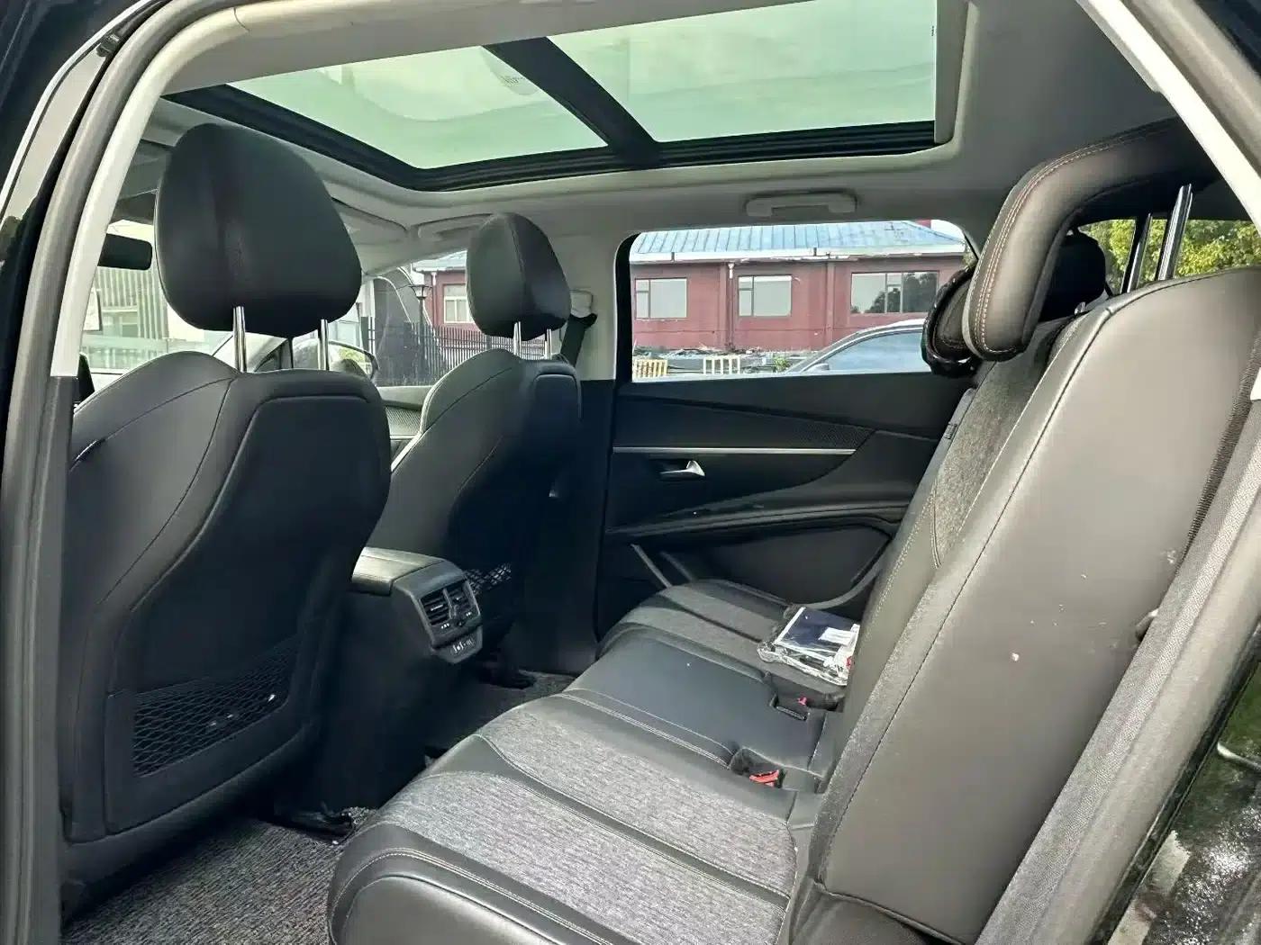 Peugeot 5008 2017 350THP 7-seater Elite Edition — миниатюра 6