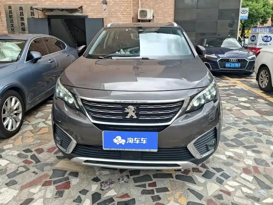 Peugeot 5008 2017 380THP 5-seater Elite Edition — миниатюра 2