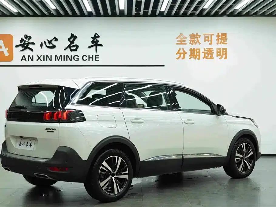Peugeot 5008 2023 400THP Beloved Full House Edition 7-Seater — миниатюра 4
