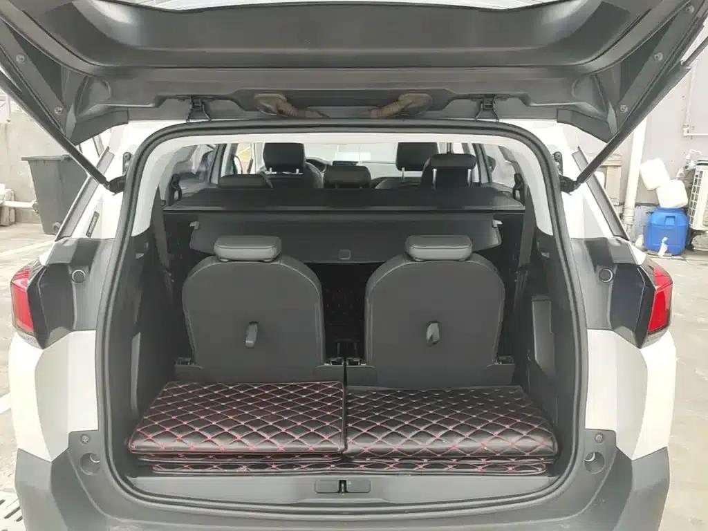 Peugeot 5008 2017 350THP 7-seater Elite Edition — миниатюра 19