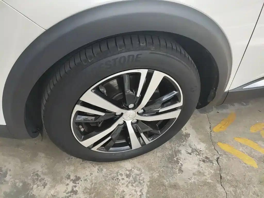 Peugeot 5008 2017 350THP 7-seater Elite Edition — миниатюра 23