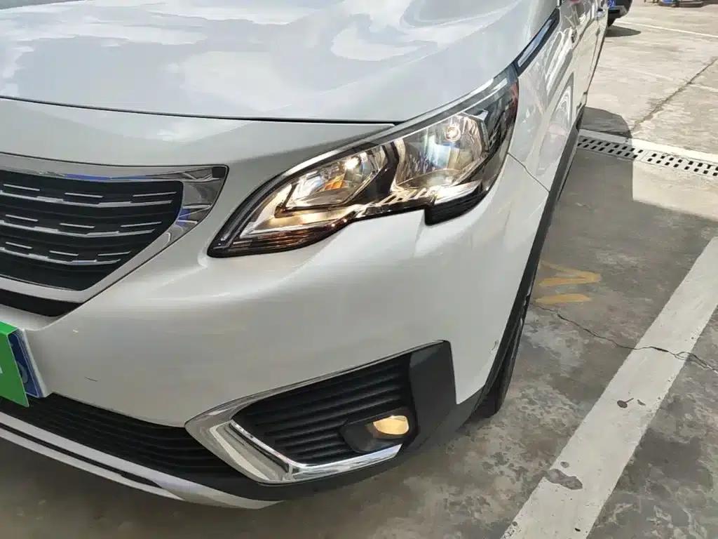 Peugeot 5008 2017 350THP 7-seater Elite Edition — миниатюра 24