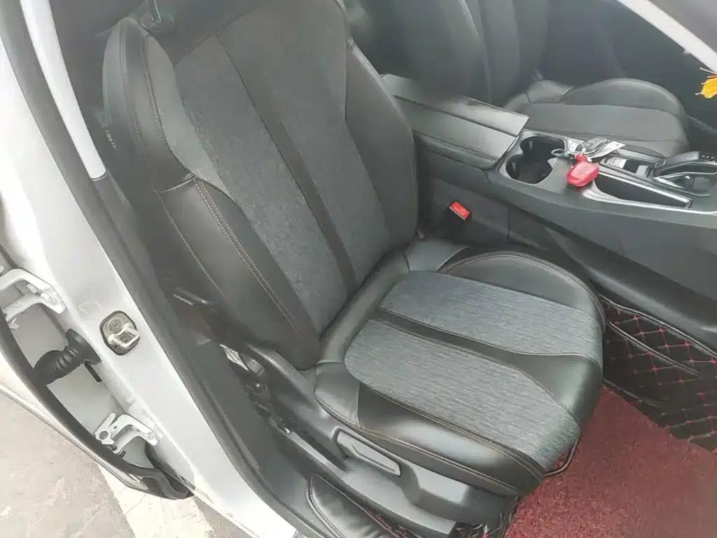 Peugeot 5008 2017 350THP 7-seater Elite Edition — миниатюра 25