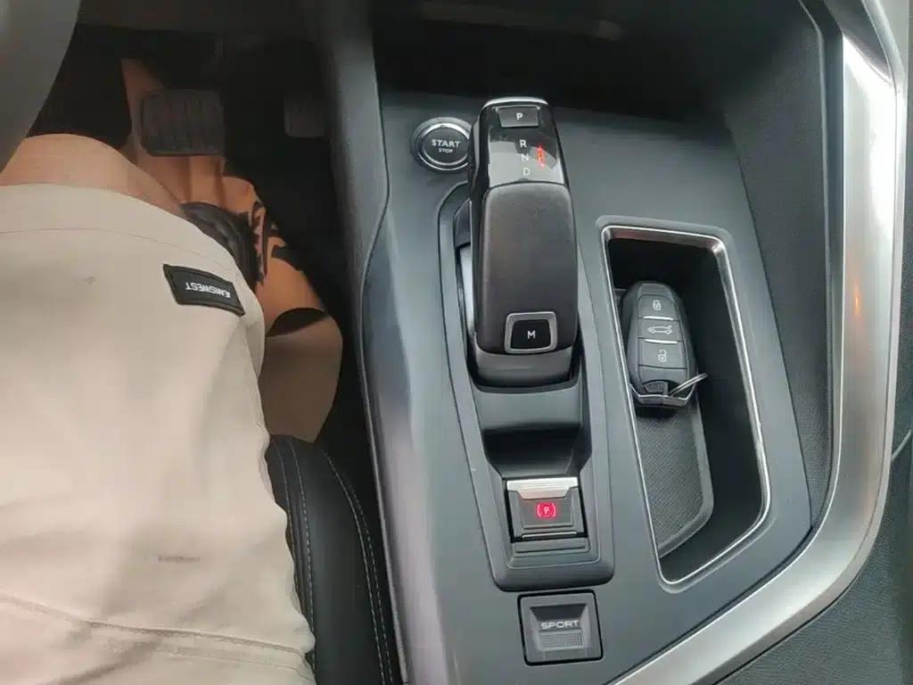Peugeot 5008 2021 400THP 7-seater Performance Edition — миниатюра 14